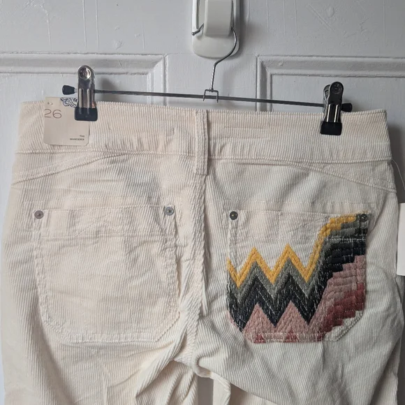 NWT Anthropologie Pilcro Corduroy Embroidered Pants - Size 26 - Picture 9 of 10